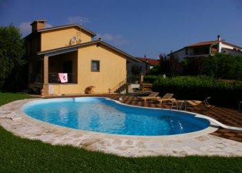 Accessori per piscine: scalette
