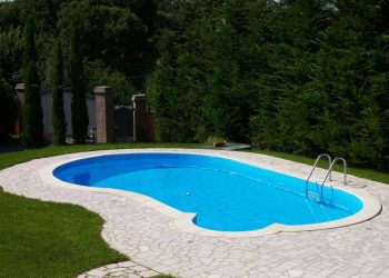 Cosa fare in caso di acqua torbida in piscina?