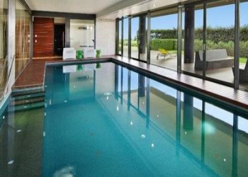 Bagni tutto l’anno con una piscina interna