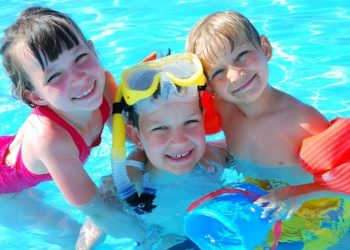 Sicurezza in piscina per i più piccoli