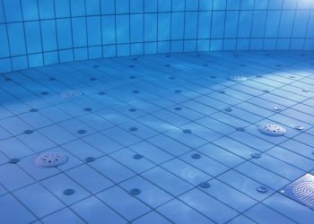 Manutenzione ordinaria della piscina: quando e come?