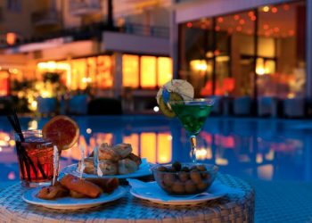 Idee e consigli per organizzare una festa perfetta in piscina
